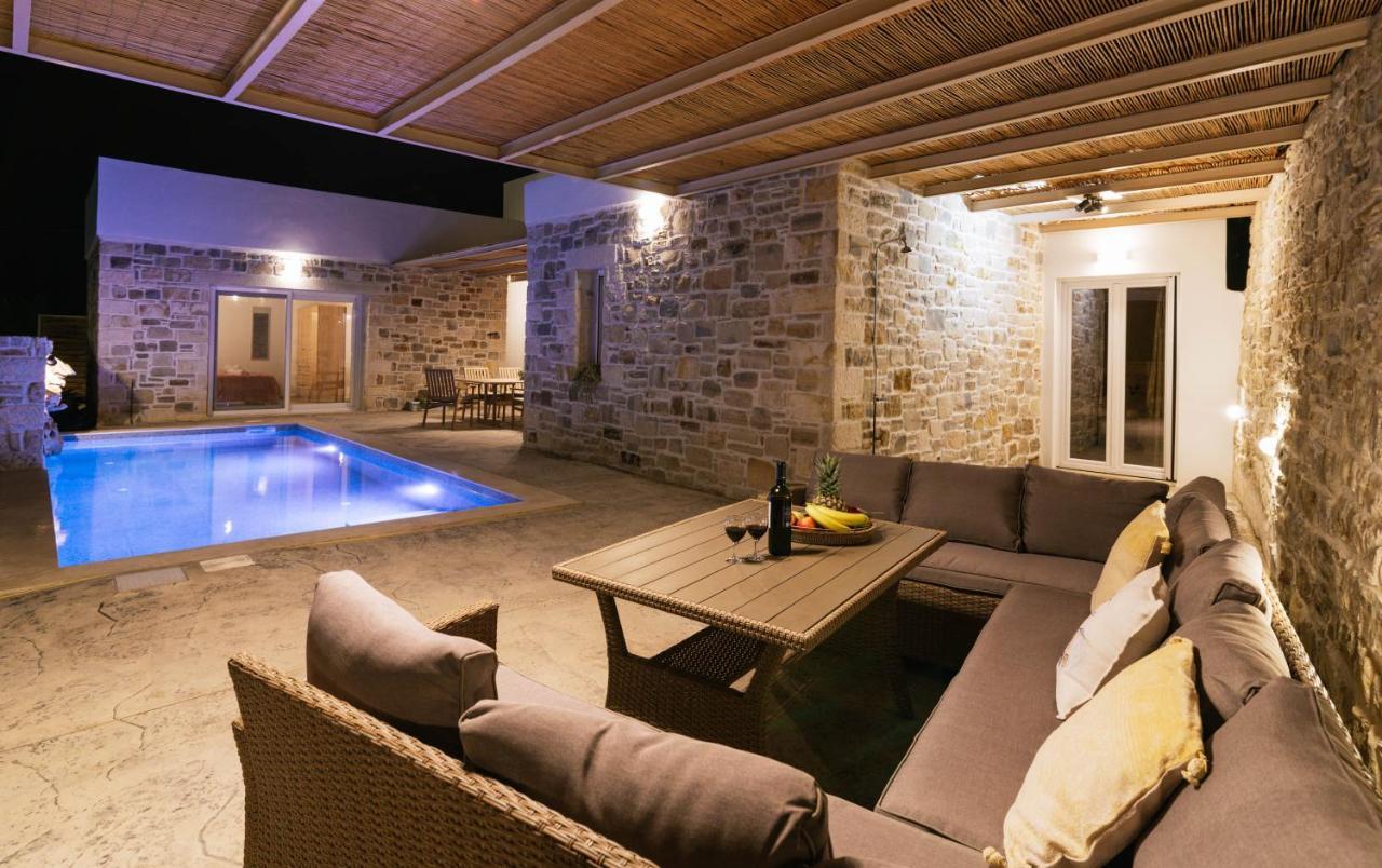 Villa Pagona Pitsidia Exteriör bild